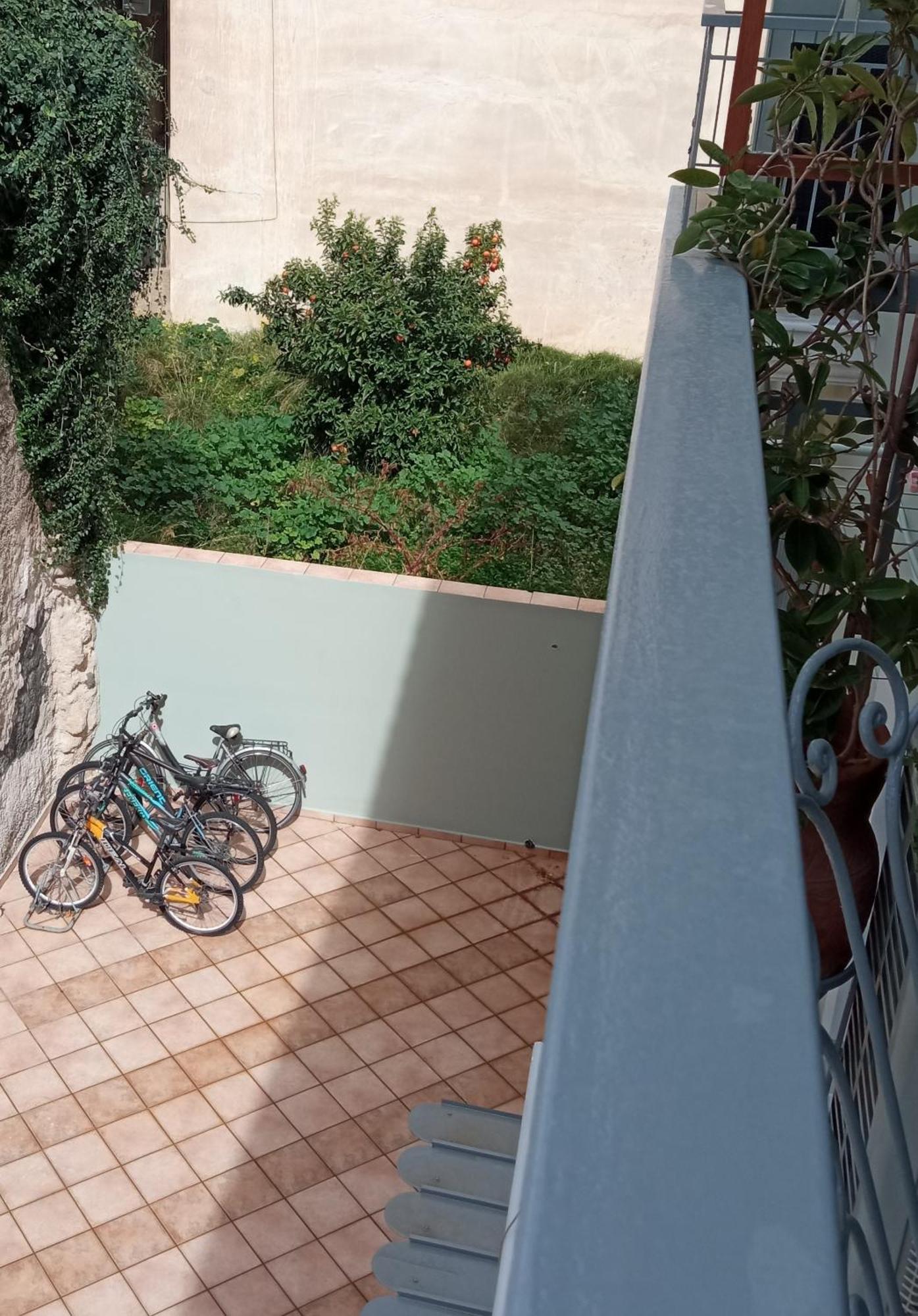 Nix Nax Kalamata Apartment Ngoại thất bức ảnh